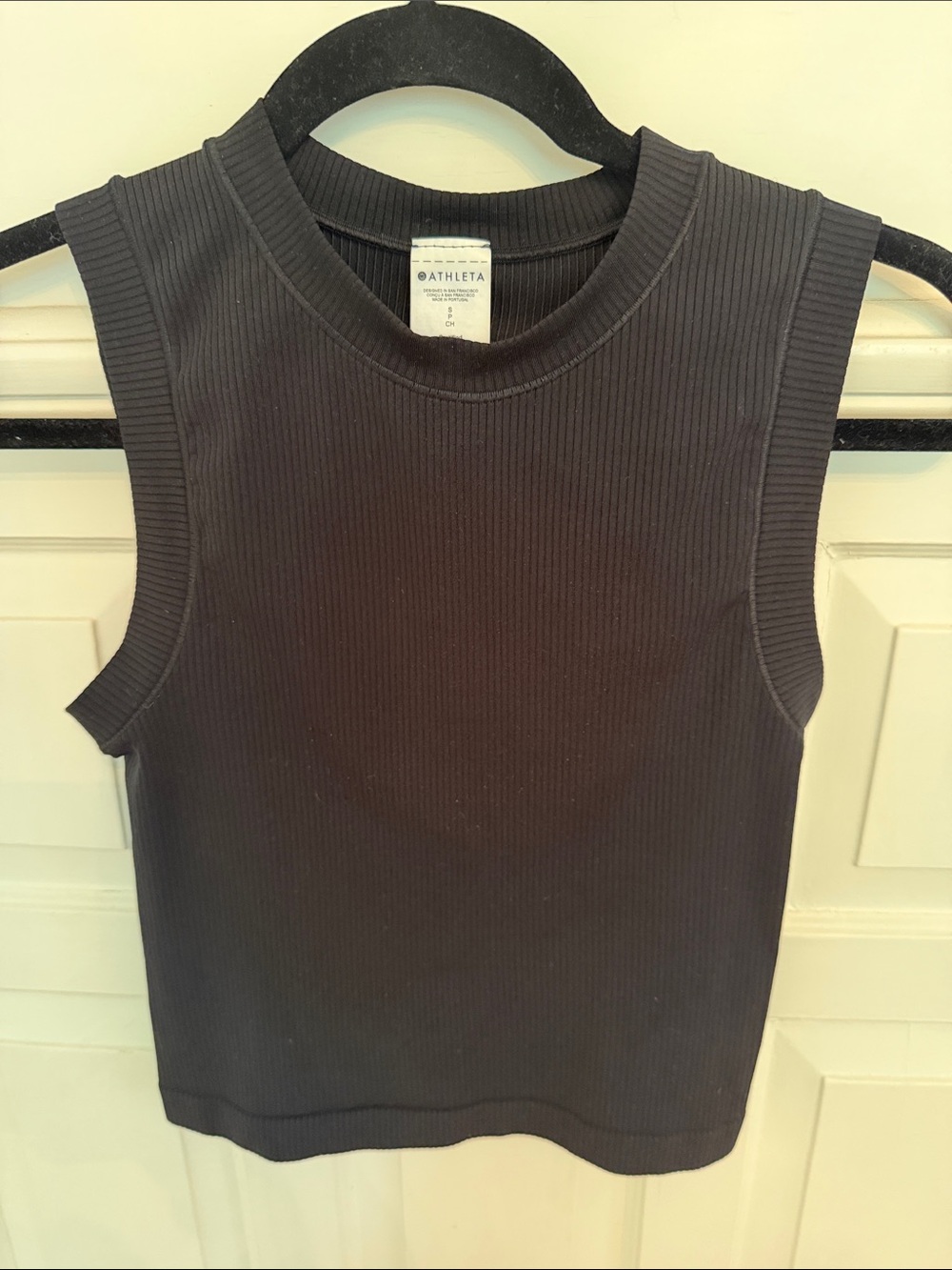 Athleta Black Ribbed Crop Tank with Crew Neck